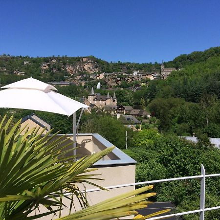 Salles-la-SourceLa Desirade住宿加早餐旅馆 外观 照片